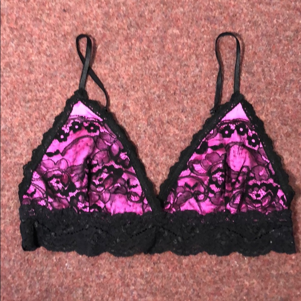 Hot pink and black lace bralette - Picture 2 of 3